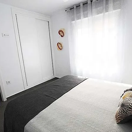 Apartamento Primera Línea Playa Centro De Guardamar Apartamento *